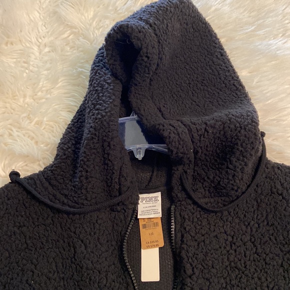 PINK Sherpa Size L brand new with tags size L length 28” bust 42” - Picture 11 of 16